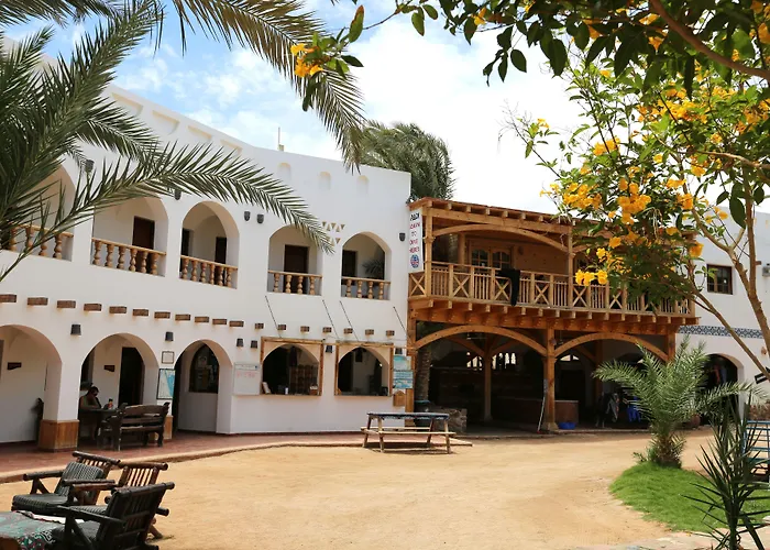 Divers Hostel *